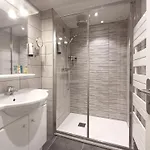 Du Cret Rond Hotel 3*