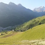 Du Cret Rond Ξενοδοχείο 3*