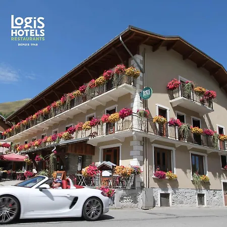 Hotel Du Cret Rond